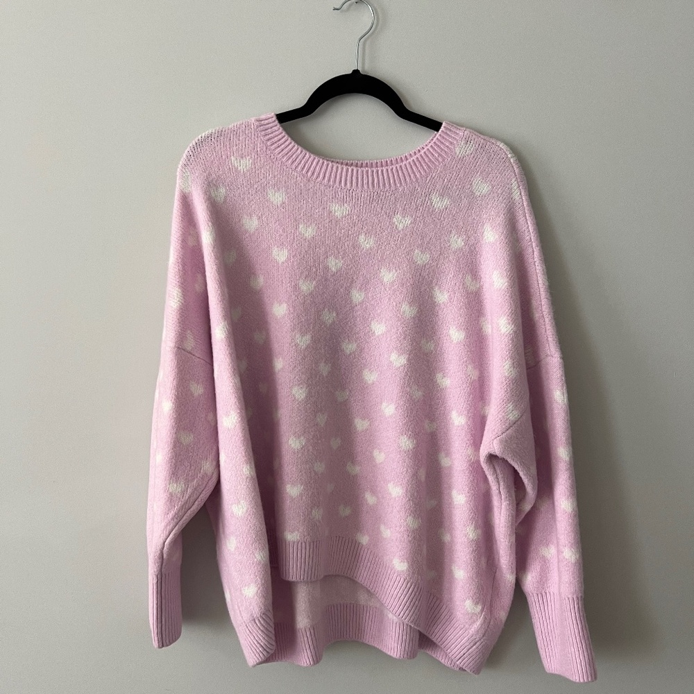Pink sweater with Heart details